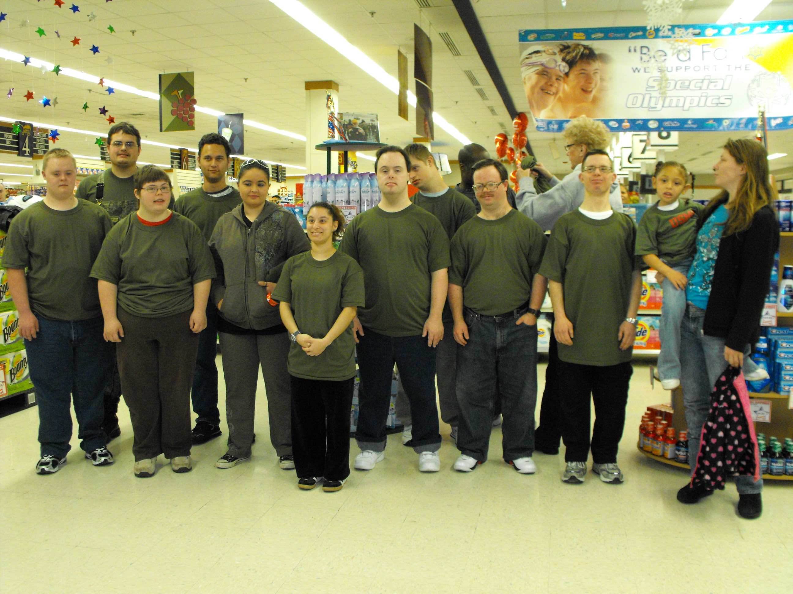./2011/Commissary Games/MCAS Cherry Pt Commissary 0004.JPG